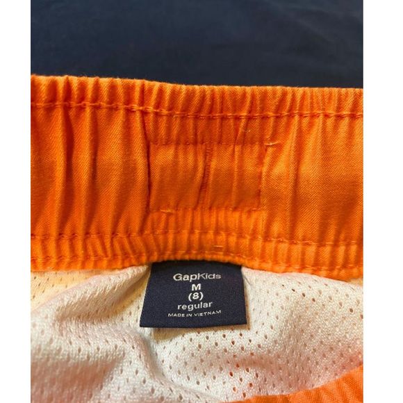 Gap Boys' Graphic Tee and Short Set - Picture 7 of 7